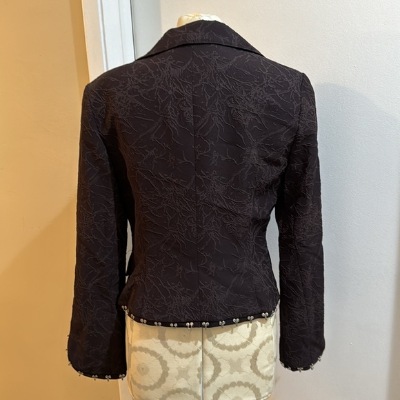 Alberto Makali Vintage Chocolate Embossed Abstract Hook Eye Embellished Jacket 8 - Picture 8 of 15